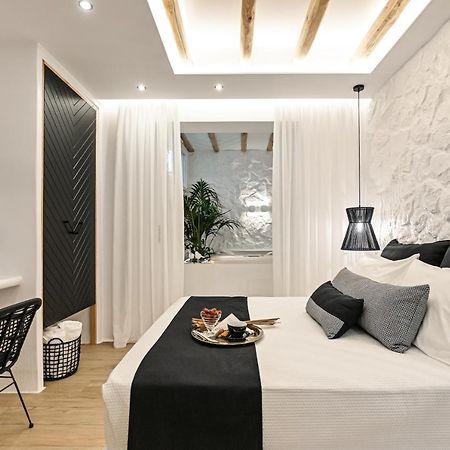 Mythos Luxury Suite Naxos City Buitenkant foto