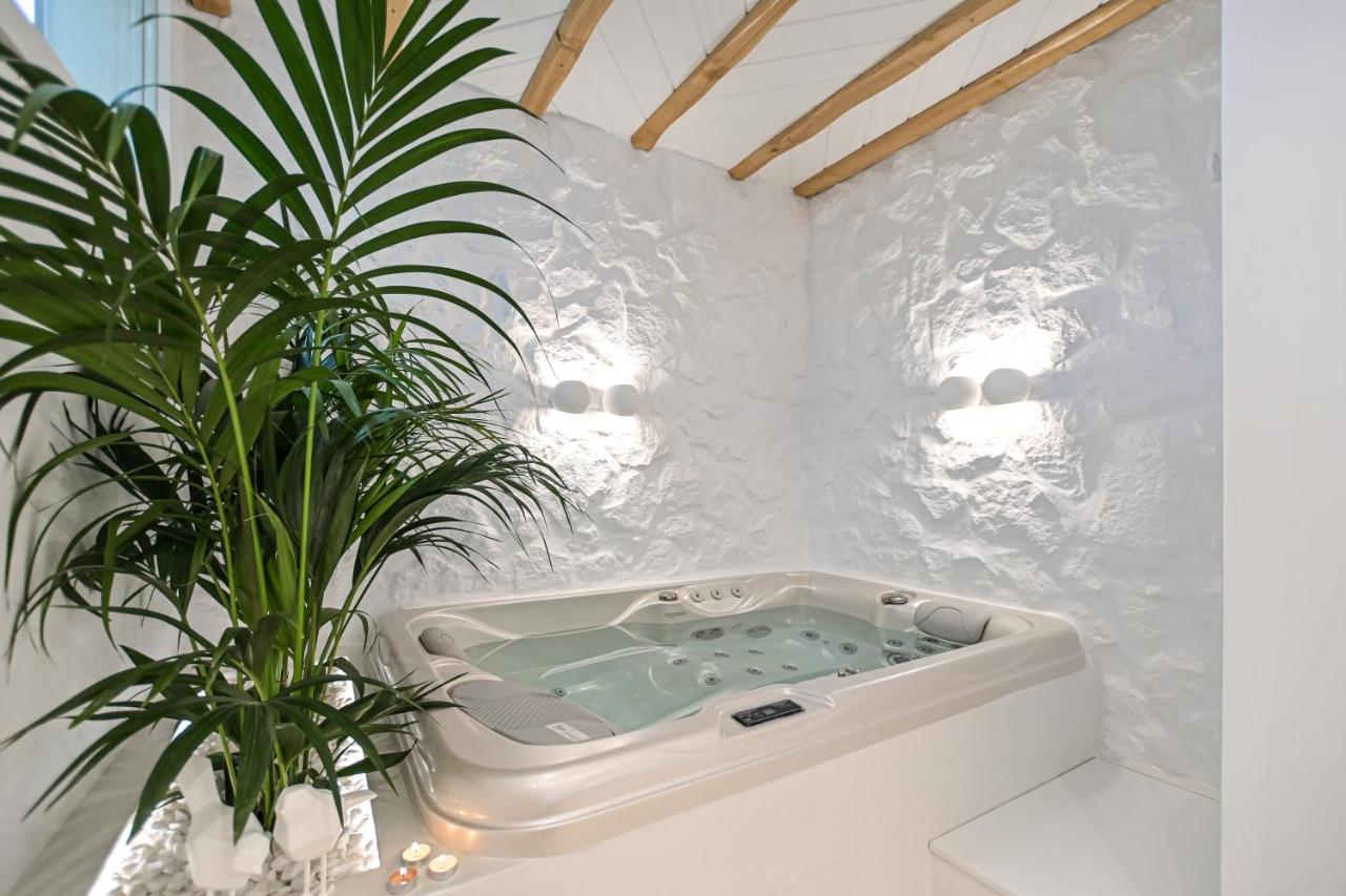 Mythos Luxury Suite Naxos City Buitenkant foto