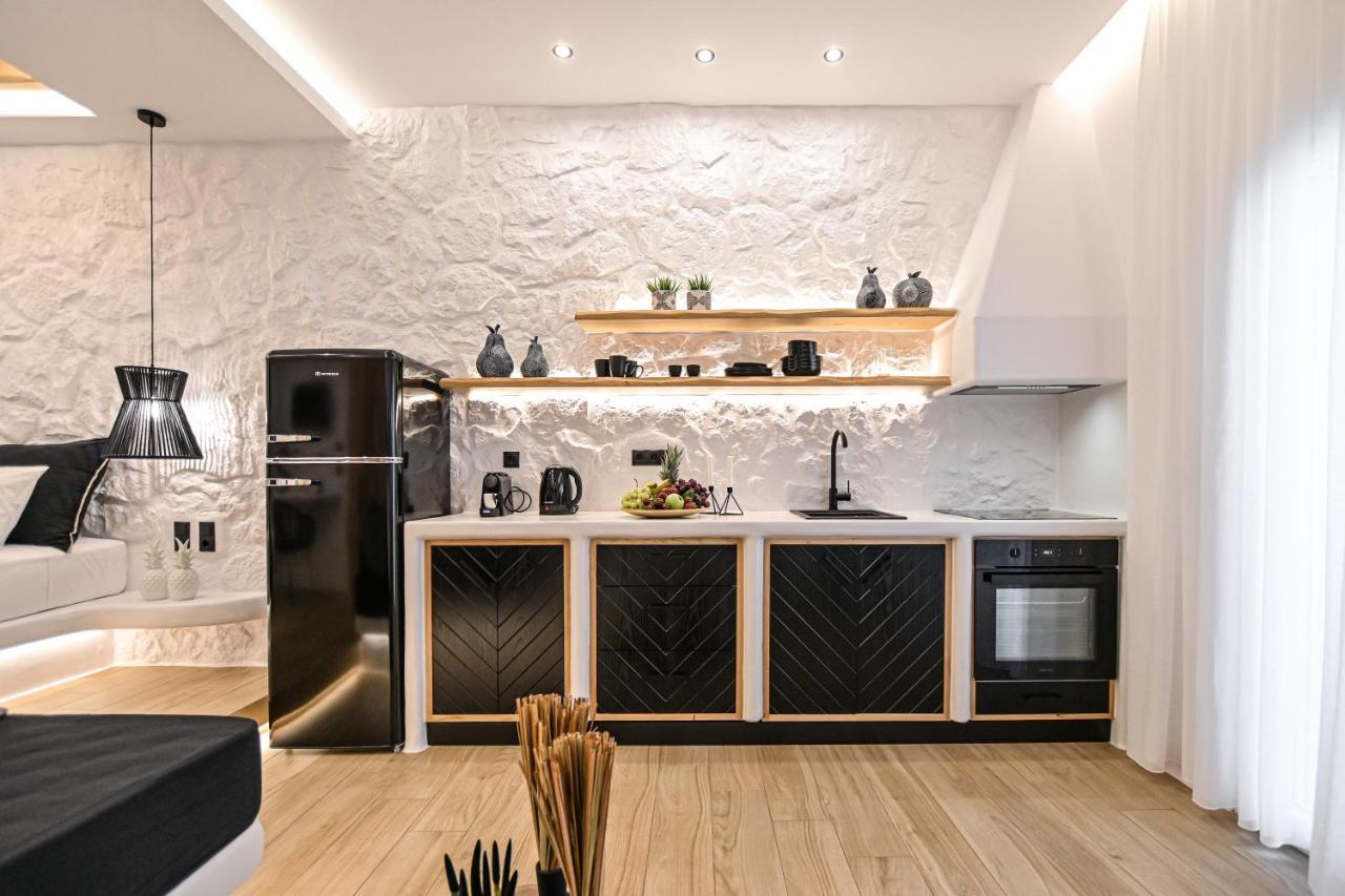 Mythos Luxury Suite Naxos City Buitenkant foto